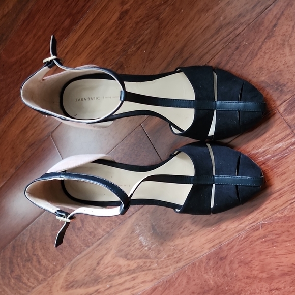 Zara Heels - Picture 2 of 5